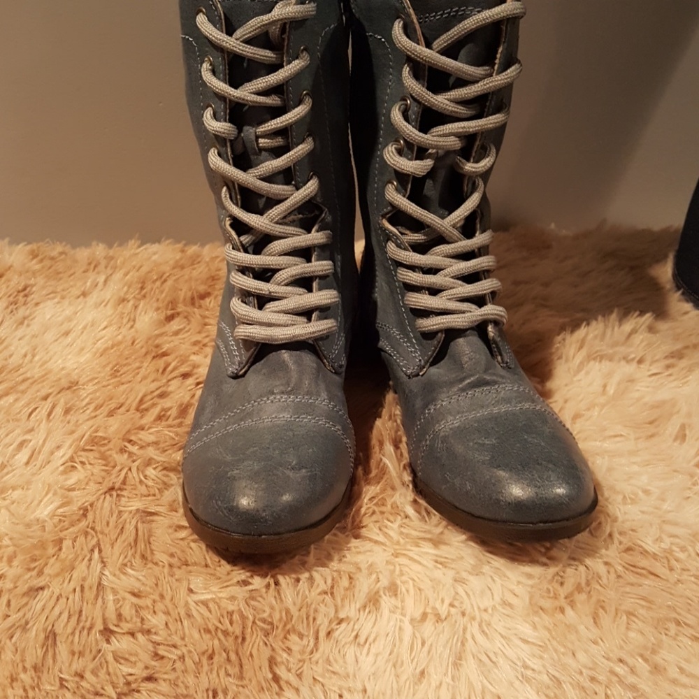 NWOB Blue/Green Combat Boots